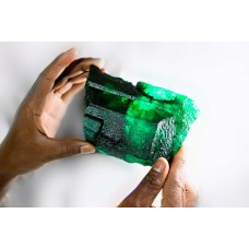 Kagem discovered 5655 carat emerald!